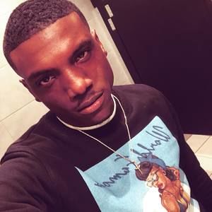 Meet your Posher, Cass